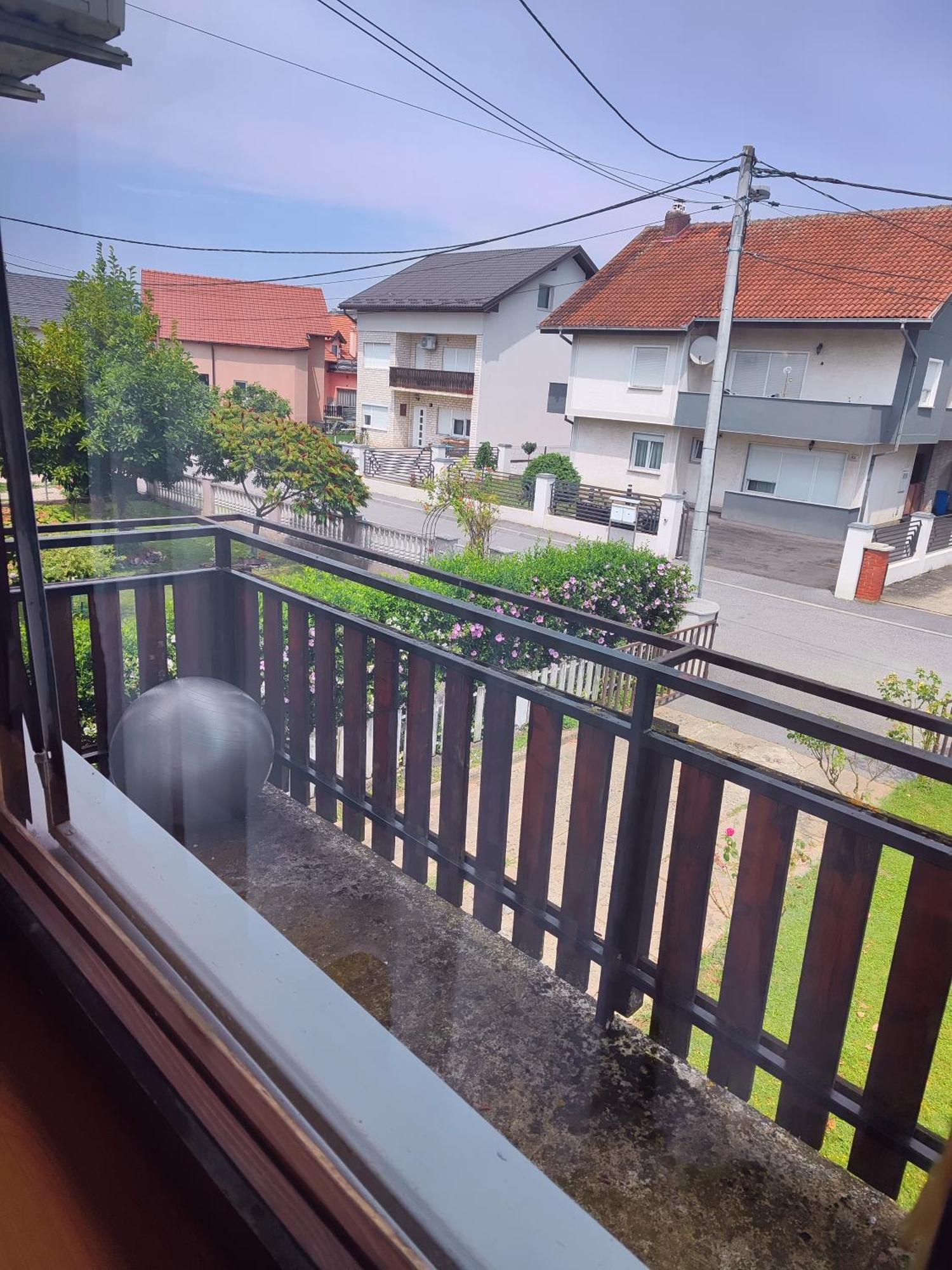 Ruhige Unterkunft Sesvete Dış mekan fotoğraf